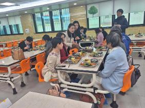 갈담초등학교 자율선택급식,  일본 방문단에 우수 사례로 소개